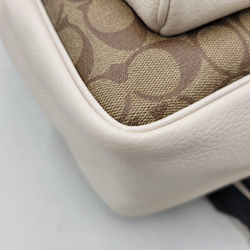 【中古品】【レディース】 COACH コーチ × PEANUTS ピーナッツ SNOOPY BACKPACK C4115 スヌーピー バックパック リュック バッグ カバン 鞄 180-251113-as-13-izu カラー：ブラウン×ホワイト 万代Net店