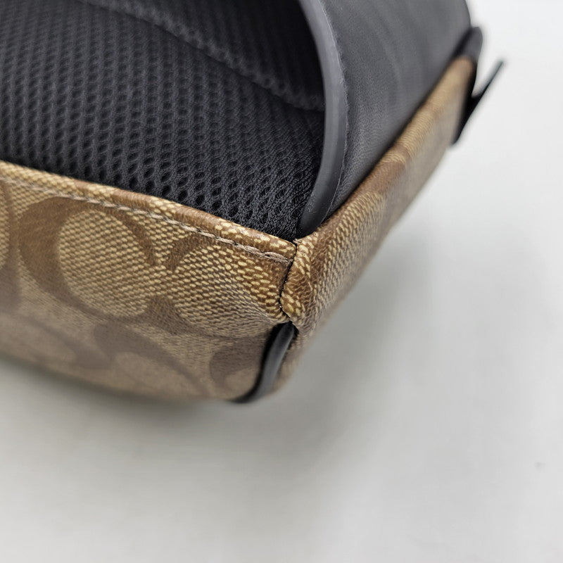 【中古品】【メンズ/レディース】 COACH コーチ × STAR WARS スターウォーズ WAIST BAG F79950 ウエストバッグ カバン 鞄 180-251113-as-12-izu カラー：ブラウン×ブラック 万代Net店