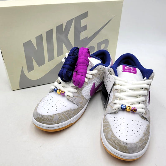 【中古美品】【メンズ】 NIKE SB ナイキエスビー × RAYSSA LEAL ライッサ・レアウ DUNK LOW PRM RL FZ5251-001 SB ダンク ロー プレミアム RL スニーカー シューズ 靴 160-251115-as-28-izu サイズ：28.5cm カラー：PURE PLATINUM/DEEP ROYAL BLUE 万代Net店