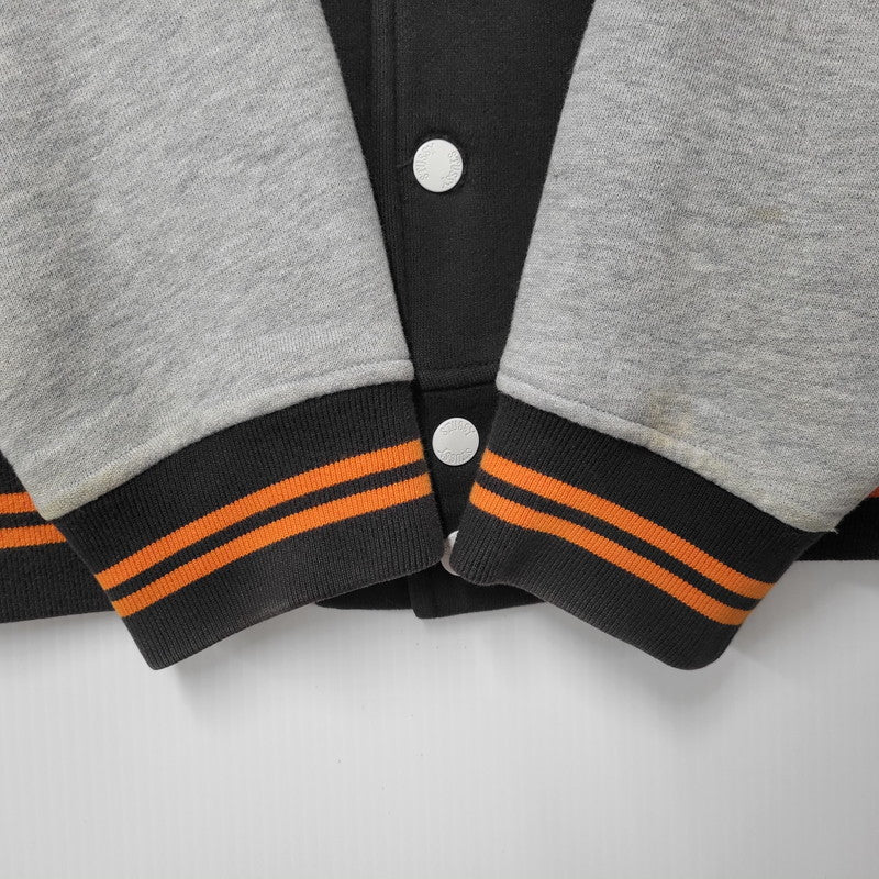 【中古品】【メンズ】 STUSSY ステューシー 80 SWEAT SUTADIUM JACKET スウェット スタジアム ジャケット アウター 142-251123-cs-09-izu サイズ：M カラー：ブラック 万代Net店