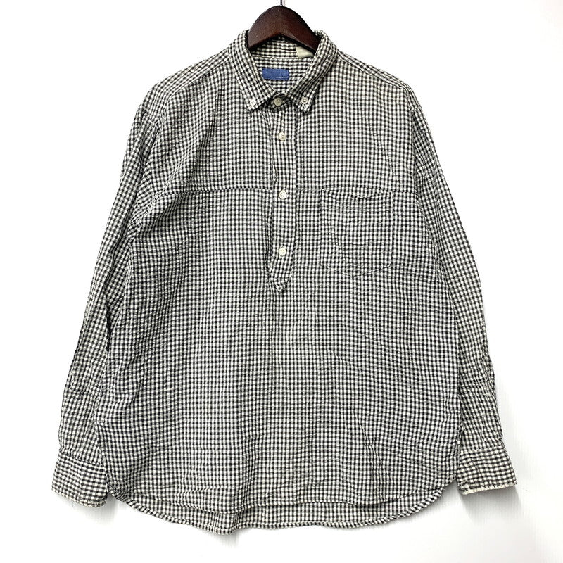 【現状渡し品】【メンズ】 GOODENOUGH グッドイナフ SEERSUCKER PULLOVER L/S SHIRT シアサッカー プルオーバー ロングスリーブ シャツ 長袖 トップス 146-251116-as-01-izu カラー：グレー×ホワイト 万代Net店
