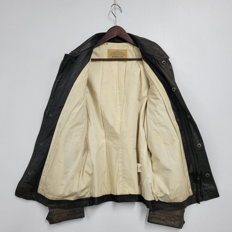 【現状渡し品】【メンズ】 AVIREX アヴィレックス THUNDER BAY 25TH GOAT LEATHER JACKET 6191001 サンダーベイ 25周年記念 ゴートレザー ジャケット アウター 145-251117-as-03-izu カラー：ブラック 万代Net店