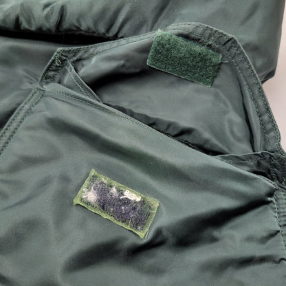 【現状渡し品】【メンズ】 ALPHA INDUSTRIES アルファインダストリーズ × SARCASTIC サキャスティック MA-1 FLIGHT JACKET SB0-1195-99 フライトジャケット USA製 アウター 145-251117-as-06-izu サイズ：L カラー：グリーン 万代Net店
