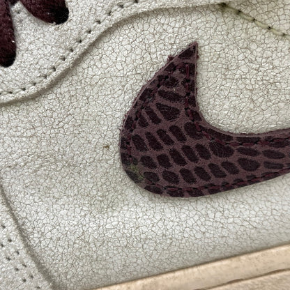 【現状渡し品】【メンズ/レディース】 NIKE × A MA MANIERE ナイキ×アママニエール DO7097-100 AIR JORDAN 1 RETRO HIGH OG エア ジョーダン ワン レトロ ハイ オリジナル スニーカー シューズ 靴 160-251118-cs-06-izu サイズ：25cm カラー：SAIL/BURGUNDY CRUSH 万代Net店