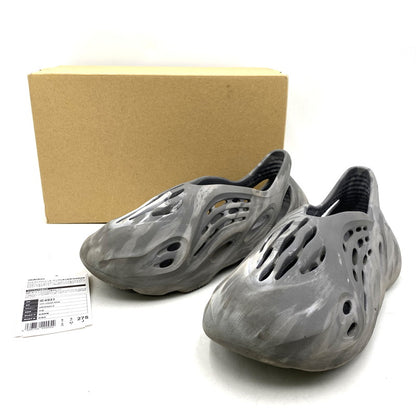 【中古品】【メンズ】 adidas アディダス YEEZY FOAM RUNNER IE4931 イージー フォーム ランナー サンダル シューズ 靴 161-251202-as-09-izu サイズ：27.5cm カラー：グレー 万代Net店