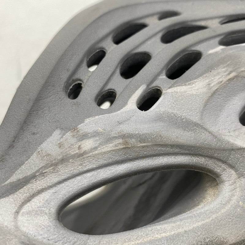 【中古品】【メンズ】 adidas アディダス YEEZY FOAM RUNNER IE4931 イージー フォーム ランナー サンダル シューズ 靴 161-251202-as-09-izu サイズ：27.5cm カラー：グレー 万代Net店