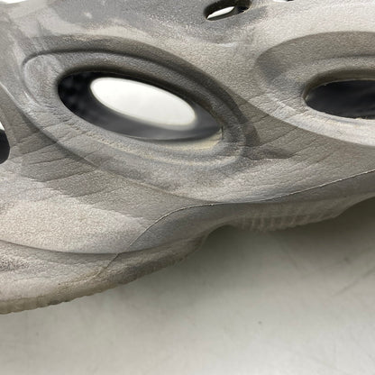 【中古品】【メンズ】 adidas アディダス YEEZY FOAM RUNNER IE4931 イージー フォーム ランナー サンダル シューズ 靴 161-251202-as-09-izu サイズ：27.5cm カラー：グレー 万代Net店