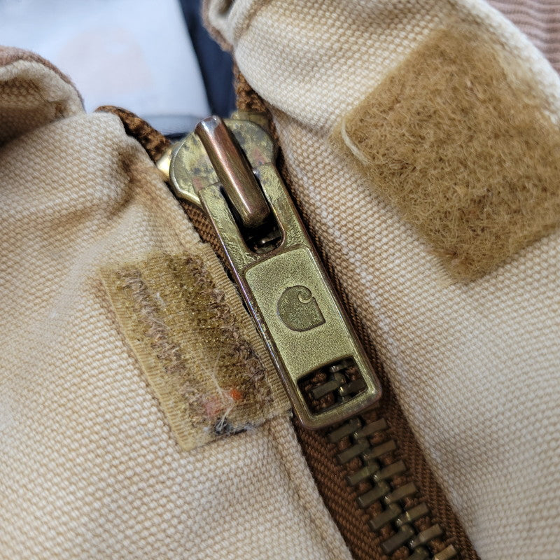 【現状渡し品】【メンズ】 CARHARTTジッパー QUILTING LINER DUCK TRADITIONAL COAT キルティング ライナー ダック トラディショナル コート アウター 146-251117-cs-27-izu サイズ：不明 カラー：ベージュ 万代Net店