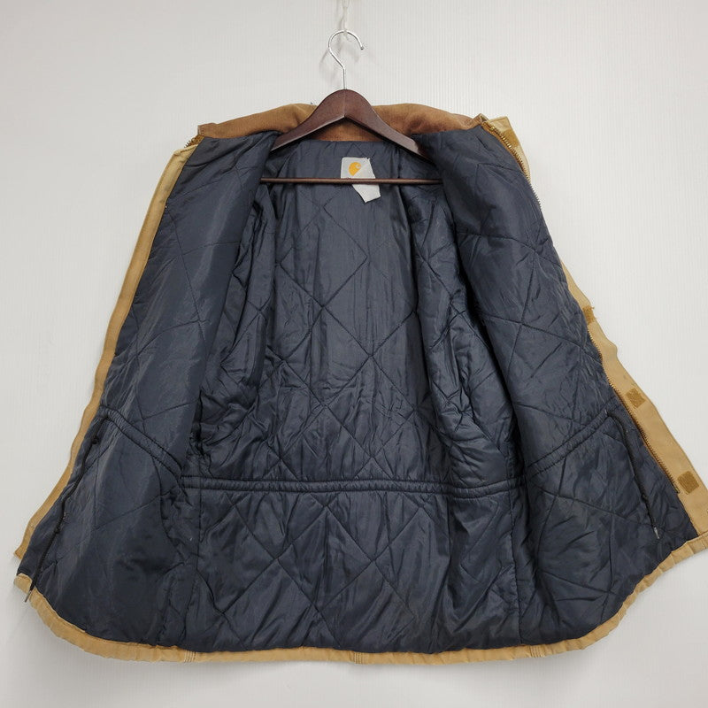【現状渡し品】【メンズ】 CARHARTTジッパー QUILTING LINER DUCK TRADITIONAL COAT キルティング ライナー ダック トラディショナル コート アウター 146-251117-cs-27-izu サイズ：不明 カラー：ベージュ 万代Net店
