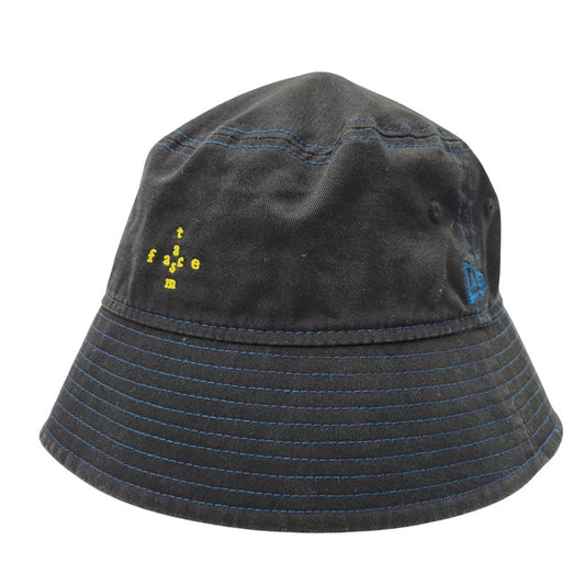 【中古品】【メンズ/レディース】 FACETASM ファセッタズム × NEWERA ニューエラ BUCKET HAT バケットハット バケハ 帽子 185-251129-as-40-izu サイズ：L/XL カラー：ブラック 万代Net店