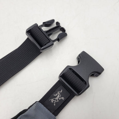 【中古品】【メンズ/レディース】 ARC'TERYX アークテリクス × BEAMS ビームス URBAN FANNY アーバンファニー ウエストポーチ 別注 バッグ カバン 鞄 188-251129-as-24-izu カラー：カーキ系 万代Net店