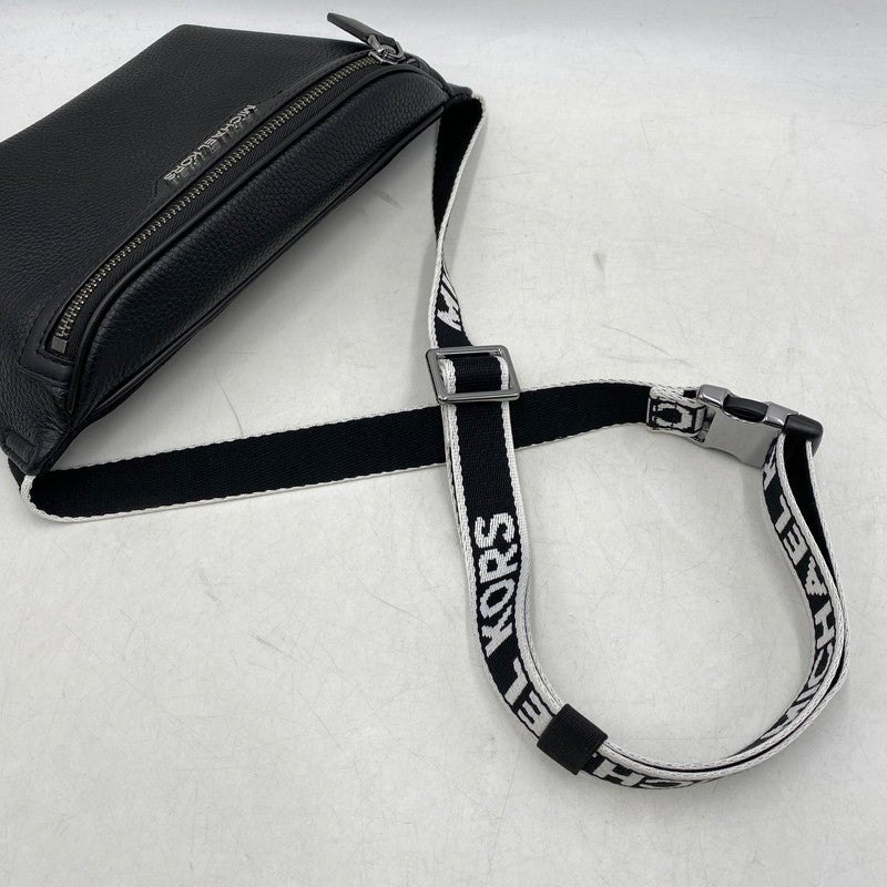 【中古品】【メンズ/レディース】 Michael Kors マイケルコース LEATHER BODY BAG 37T4LCOY1L レザー ボディバッグ カバン 鞄 188-251207-as-01-izu カラー：ブラック 万代Net店