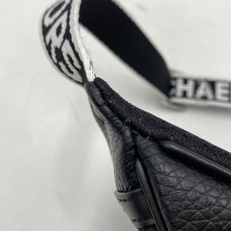 【中古品】【メンズ/レディース】 Michael Kors マイケルコース LEATHER BODY BAG 37T4LCOY1L レザー ボディバッグ カバン 鞄 188-251207-as-01-izu カラー：ブラック 万代Net店