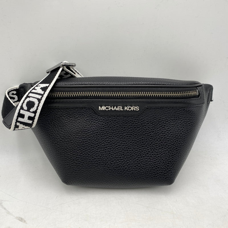 【中古品】【メンズ/レディース】 Michael Kors マイケルコース LEATHER BODY BAG 37T4LCOY1L レザー ボディバッグ カバン 鞄 188-251207-as-01-izu カラー：ブラック 万代Net店