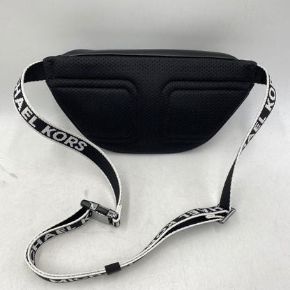 【中古品】【メンズ/レディース】 Michael Kors マイケルコース LEATHER BODY BAG 37T4LCOY1L レザー ボディバッグ カバン 鞄 188-251207-as-01-izu カラー：ブラック 万代Net店