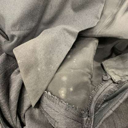 【現状渡し品】【メンズ】 YOHJI YAMAMOTO COSTUME D'HOMME ヨウジヤマモトコスチュームドオム STRIPE SET-UP HJ-J80-169 HJ-P83-169 ストライプ セットアップ 140-251122-as-47-izu サイズ：6 カラー：グレー系 万代Net店