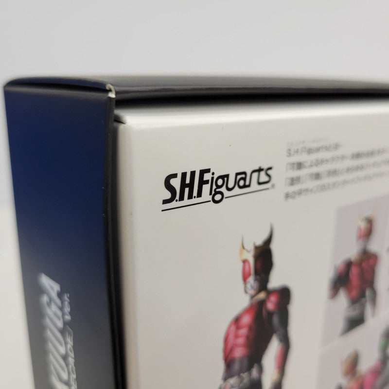 【中古美品】 S.H.F 真骨彫製法 仮面ライダークウガ マイティフォーム(仮面ライダーディケイドver.) 042-261023-kk-14-izuh 万代Net店