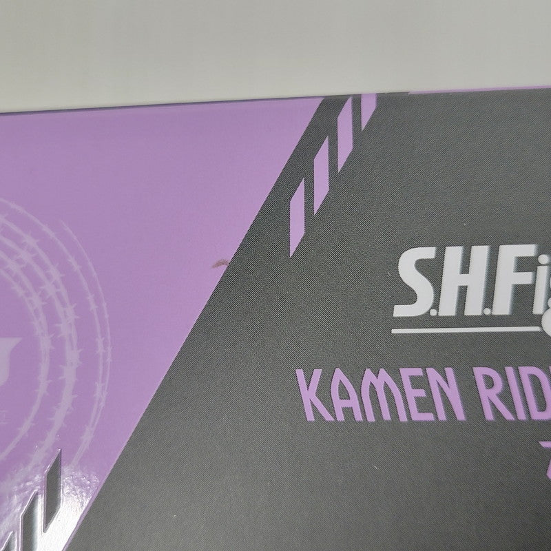 【中古美品】 S.H.Figuarts 仮面ライダーバッファ ゾンビフォーム 042-260605-yn-08-izuh 万代Net店