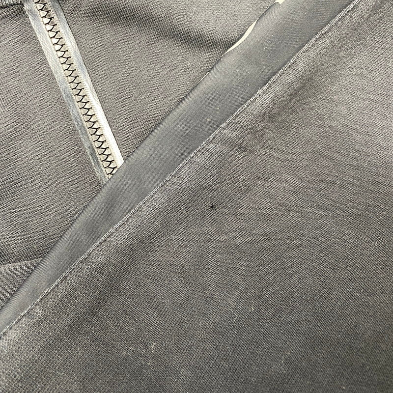 【中古品】【メンズ】 MONCLER モンクレール ZIP UP CARDIGAN H10918G00033 ジップアップ カーディガン トラックジャケット 141-251122-as-33-izu サイズ：M カラー：ブラック 万代Net店