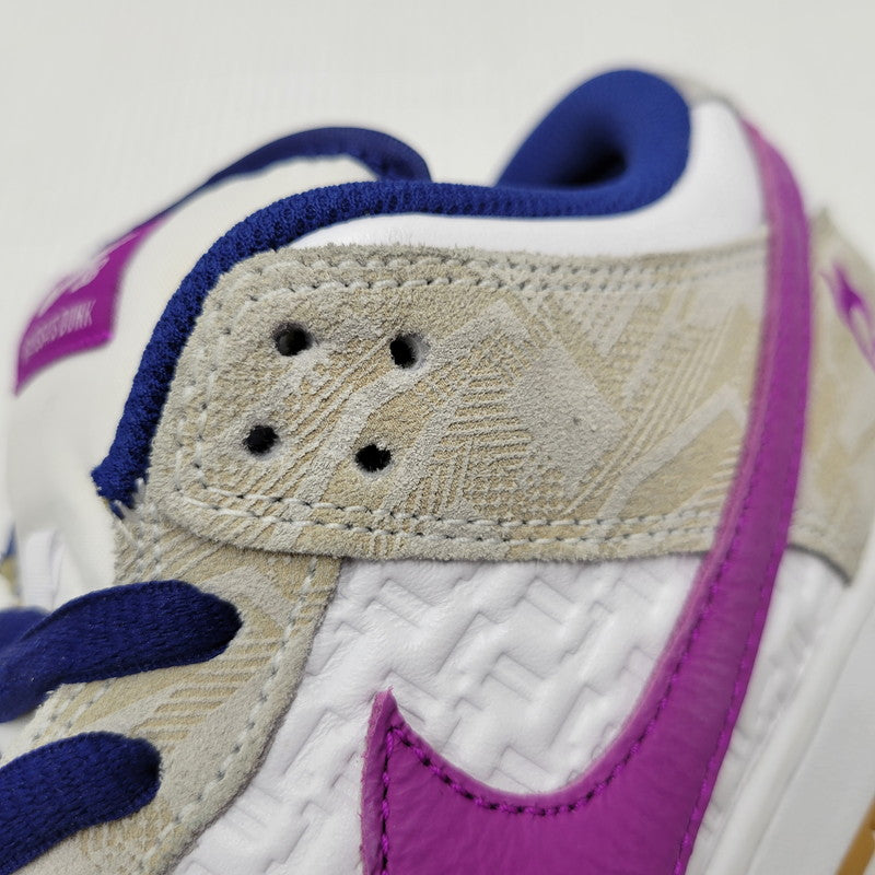 【中古品】【メンズ】 NIKE SB ナイキエスビー × RAYSSA LEAL ライッサ レアウ DUNK LOW PRM RL FZ5251-001 ダンク ロー プレミアム RL スニーカー シューズ 靴 160-251123-as-02-izu サイズ：28cm カラー：PURE PLATINUM/DEEP ROYAL BLUE 万代Net店