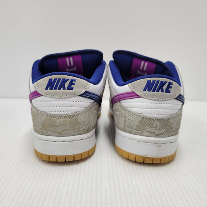 【中古品】【メンズ】 NIKE SB ナイキエスビー × RAYSSA LEAL ライッサ レアウ DUNK LOW PRM RL FZ5251-001 ダンク ロー プレミアム RL スニーカー シューズ 靴 160-251123-as-02-izu サイズ：28cm カラー：PURE PLATINUM/DEEP ROYAL BLUE 万代Net店