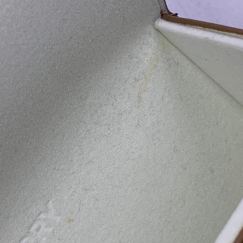 【中古品】【メンズ/レディース】 BURBERRY LONDON ENGLAND バーバリー ロンドン イングランド B 4348-F SUNGLASSES サングラス 183-251124-ya-25-izu サイズ：54口21-145 カラー：ブラック 万代Net店