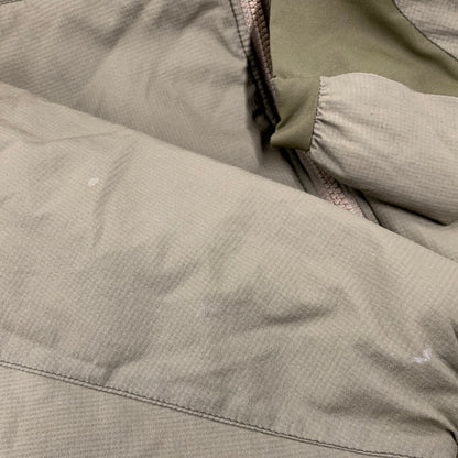 【中古品】【メンズ】 ARC'TERYX アークテリクス 14644 ATOM LT HOODY アトム エルティ― フーディー トップス 長袖 144-251125-cs-15-izu サイズ：M カラー：カーキ 万代Net店