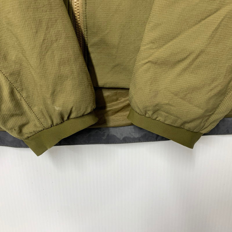 【中古品】【メンズ】 ARC'TERYX アークテリクス 14644 ATOM LT HOODY アトム エルティ― フーディー トップス 長袖 144-251125-cs-15-izu サイズ：M カラー：カーキ 万代Net店