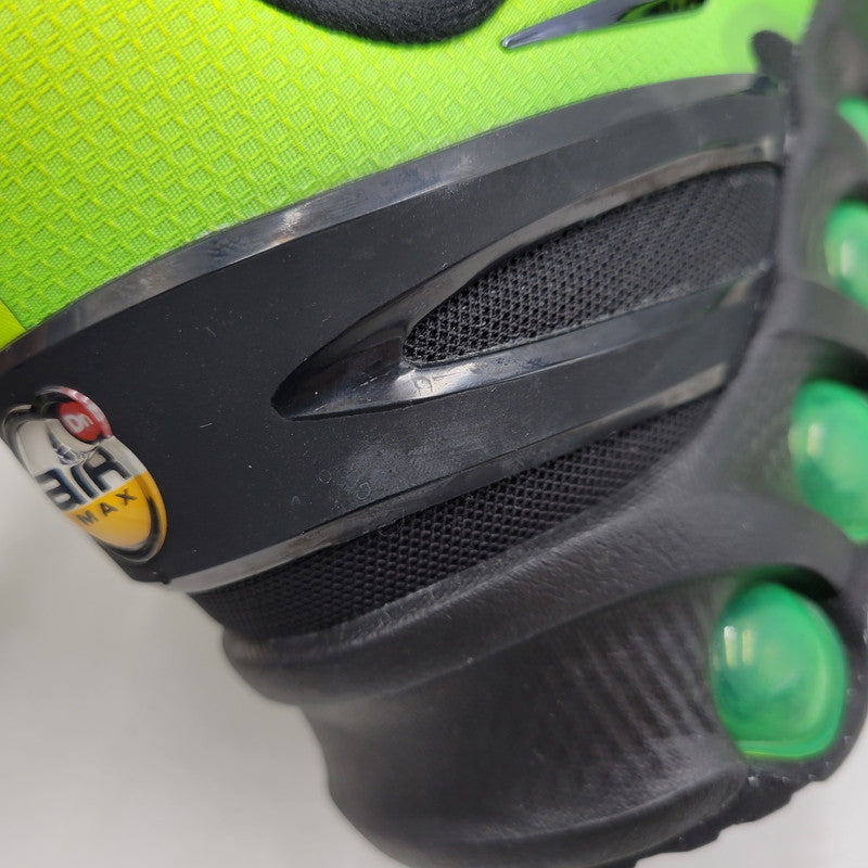 【中古品】【メンズ】 NIKE ナイキ AIR MAX DN8 AMD HQ4681-010 エア マックス DN8 AMD スニーカー シューズ 靴 160-251130-as-03-izu サイズ：27.5cm カラー：BLACK/BLACK-GREEN STRIKE-VOLT 万代Net店