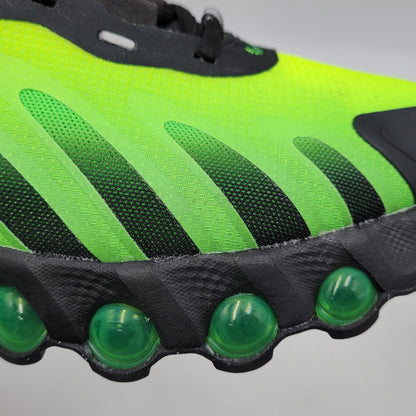 【中古品】【メンズ/レディース】 NIKE ナイキ AIR MAX DN8 AMD HQ4681-010 エア マックス DN8 AMD スニーカー シューズ 靴 160-251130-as-06-izu サイズ：26cm カラー：BLACK/BLACK-GREEN STRIKE-VOLT 万代Net店