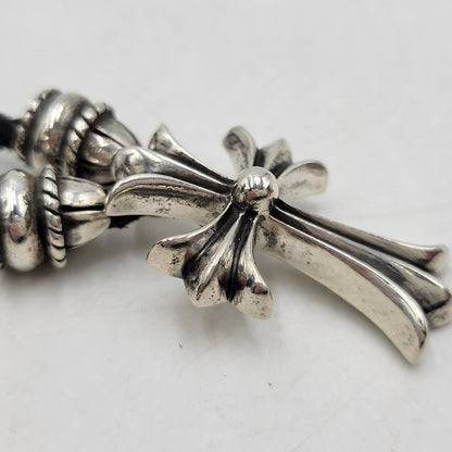【中古品】【メンズ/レディース】 CHROME HEARTS クロムハーツ LEATHER BRAID CH CRS SML CL NECKLACE レザーブレード スモールCHクロス ネックレス アクセサリー 190-251214-as-17-izu カラー：シルバー×ブラック 万代Net店