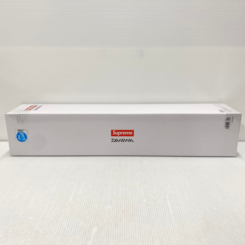 【中古美品】Supreme シュプリーム ×DAIWA ダイワ 23SS DV1 FISHING ROD AND REEL フィッシング ロッド ＆ リール 釣り具 208-251201-ya-01-izu カラー：WHITE 万代Net店