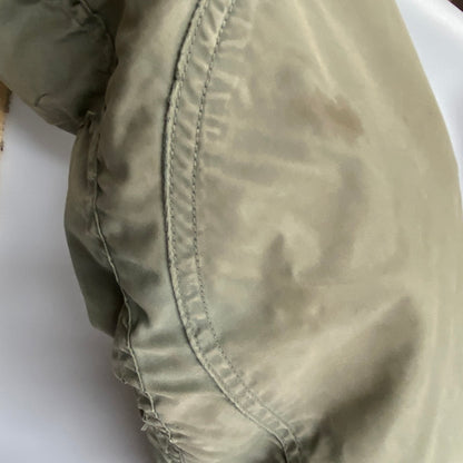 【現状渡し品】【メンズ】 US ARMY ユーエス アーミー 8415-899-0380 70年製 SCOVILL スコービル ジッパー 70S TYPE N-3B FLIGHT JACKET フライトジャケット アウター 146-251201-ya-08-izu サイズ：M カラー：カーキ 万代Net店