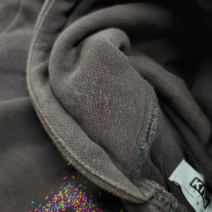 【現状渡し品】【メンズ】 KITH キス KH2212 CLASSIC LOGO クラシック ロゴ WILLIAMS ウィリアムズ II HOODIE フーディ トップス パーカー 142-251209-ya-11-izu サイズ：S カラー：茶系 万代Net店