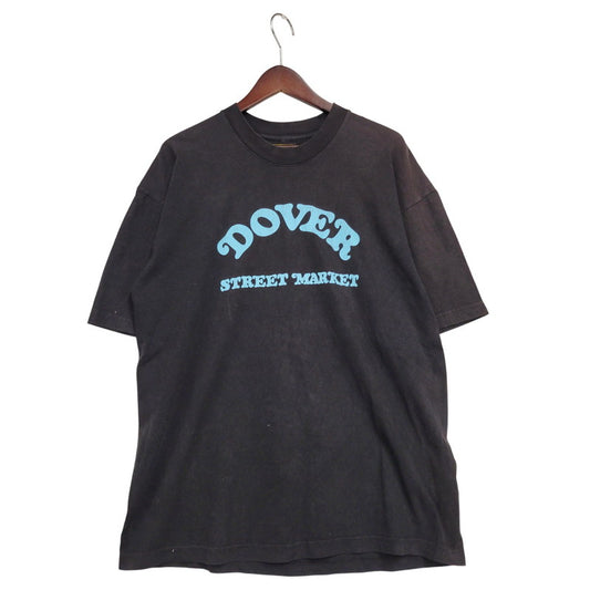 【現状渡し品】【メンズ】 VERDY ベルディ × DOVER STREET MARKET GINZA ドーバーストリートマーケットギンザ VICK PRINT SS TEE ヴィック プリント ショートスリーブ Tシャツ 半袖 トップス 142-251216-as-09-izu サイズ：L カラー：ブラック 万代Net店