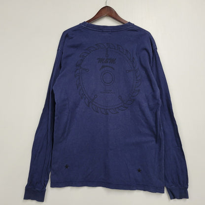 【中古品】【メンズ】 M&M CUSTOM PERFORMANCE エムアンドエム カスタムパフォーマンス LOGO L/S POCKET TEE ロゴ ロングスリーブ ポケット Tシャツ 初期タグ 長袖 トップス 142-260106-as-10-izu サイズ：L カラー：ネイビー 万代Net店