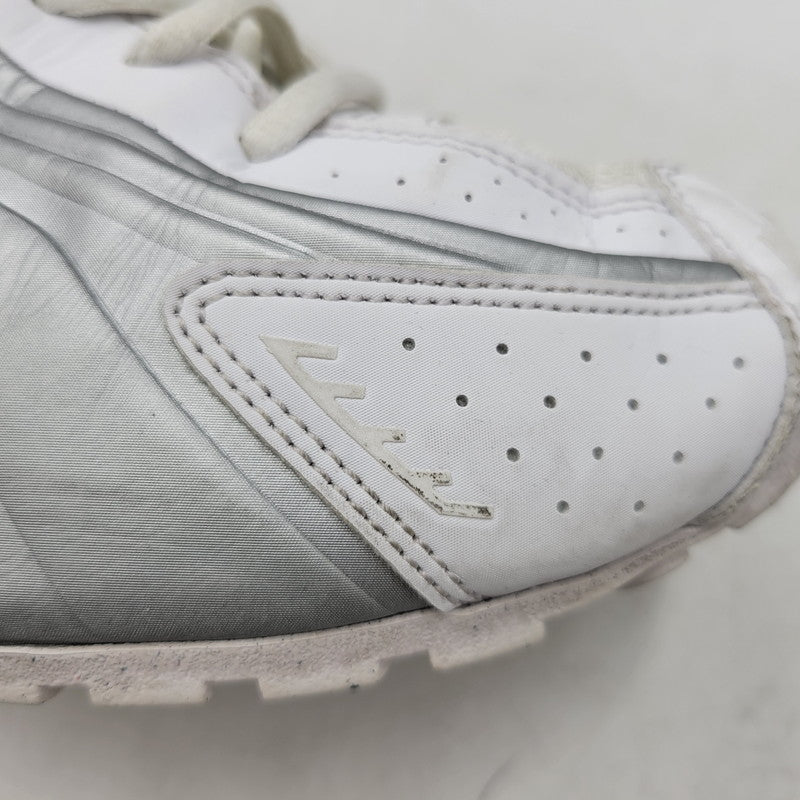 【現状渡し品】【メンズ】 NIKE ナイキ SHOX R4 HQ1988-101 ショックス R4 スニーカー シューズ 靴 160-251207-as-23-izu サイズ：28cm カラー：WHITE/METALLIC SILVER-WHITE 万代Net店