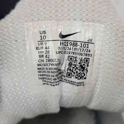 【現状渡し品】【メンズ】 NIKE ナイキ SHOX R4 HQ1988-101 ショックス R4 スニーカー シューズ 靴 160-251207-as-23-izu サイズ：28cm カラー：WHITE/METALLIC SILVER-WHITE 万代Net店