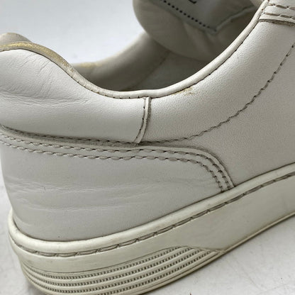 【中古品】【レディース】 CHANEL シャネル EMBOSS LOGO LEATHER SNEAKERS LOW G45085 B13311 NP502 エンボス ロゴ レザー スニーカー ココマーク シューズ 靴 183-251208-as-17-izu サイズ：36 カラー：ホワイト 万代Net店