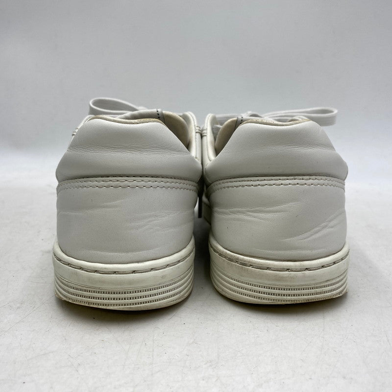 【中古品】【レディース】 CHANEL シャネル EMBOSS LOGO LEATHER SNEAKERS LOW G45085 B13311 NP502 エンボス ロゴ レザー スニーカー ココマーク シューズ 靴 183-251208-as-17-izu サイズ：36 カラー：ホワイト 万代Net店
