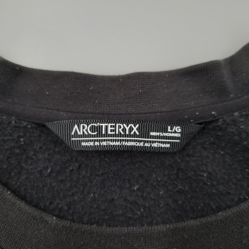 【中古品】【メンズ】 ARC'TERYX アークテリクス WORD EMBLEM CREW 27823 ワードエンブレムクルー スウェット 長袖 トップス 144-251209-as-03-izu サイズ：L カラー：ブラック 万代Net店