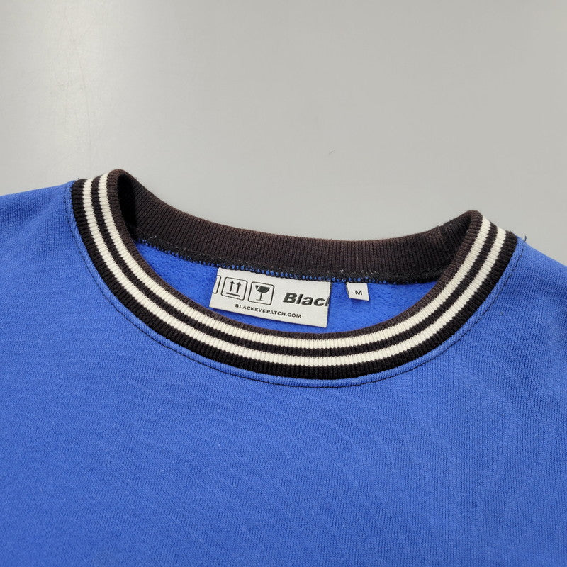 【中古品】【メンズ】 BLACK EYE PATCH ブラックアイパッチ SPRAY RIB CREWNECK SWEATSHIRT スプレー リブ クルーネック スウェットシャツ トップス 長袖 142-251220-cs-03-izu サイズ：M カラー：ブルー 万代Net店