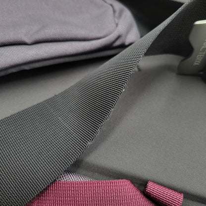 【中古品】【メンズ/レディース】 ARC'TERYX アークテリクス 09T-1018106 6430 MISTRAL ミストラル 16 MESSENGER BAG メッセンジャー バッグ カバン 鞄 188-251215-ya-17-izu カラー：チャコール 万代Net店