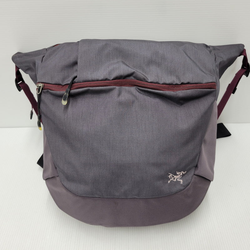 【中古品】【メンズ/レディース】 ARC'TERYX アークテリクス 09T-1018106 6430 MISTRAL ミストラル 16 MESSENGER BAG メッセンジャー バッグ カバン 鞄 188-251215-ya-17-izu カラー：チャコール 万代Net店
