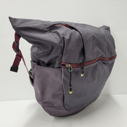 【中古品】【メンズ/レディース】 ARC'TERYX アークテリクス 09T-1018106 6430 MISTRAL ミストラル 16 MESSENGER BAG メッセンジャー バッグ カバン 鞄 188-251215-ya-17-izu カラー：チャコール 万代Net店