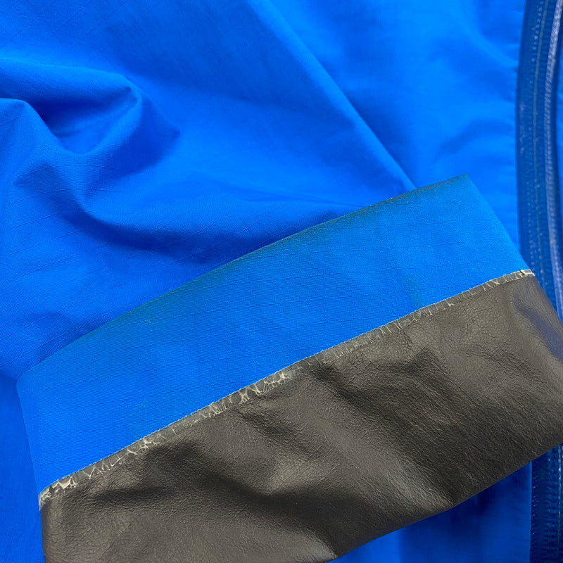 【現状渡し品】【メンズ】 ARC'TERYX アークテリクス サンウエストタグ BETA SL JACKET ベータ ジャケット アウター 長袖 144-251214-hk-01-izu サイズ：S カラー：ブルー 万代Net店