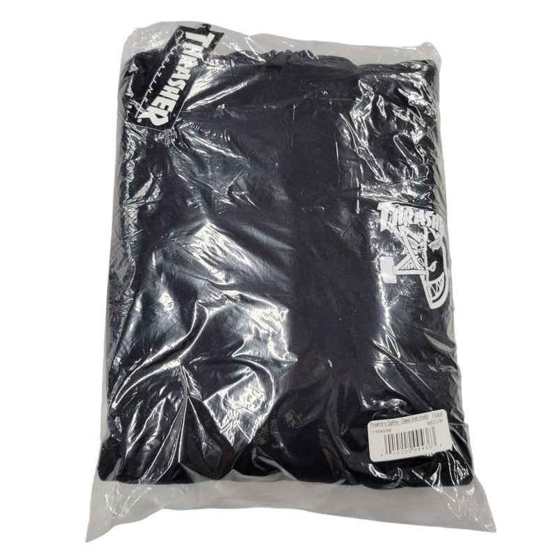 【中古美品】【メンズ】 THRASHER スラッシャー × SPITFIRE スピットファイア HOODIE フーディー パーカー トップス 142-251215-as-11-izu サイズ：M カラー：ブラック 万代Net店