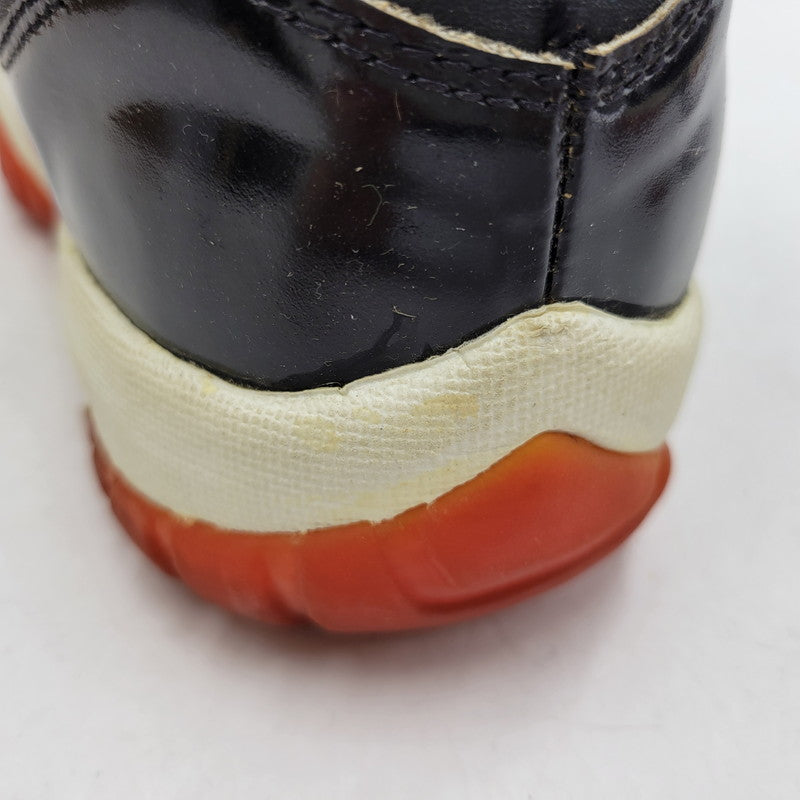 【中古品】【メンズ/レディース】 NIKE ナイキ 130245-062 観賞用 90S AIR JORDAN エア ジョーダン 11 OG PLAYOFFS プレイオフ (1995) スニーカー シューズ 靴 160-251215-ya-21-izu サイズ：26cm カラー：BLACK-TRUE/RED-WHITE 万代Net店