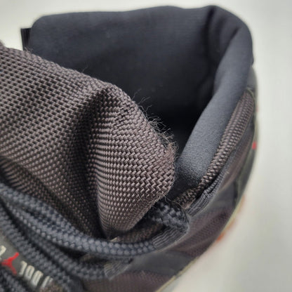 【中古品】【メンズ/レディース】 NIKE ナイキ 130245-062 観賞用 90S AIR JORDAN エア ジョーダン 11 OG PLAYOFFS プレイオフ (1995) スニーカー シューズ 靴 160-251215-ya-21-izu サイズ：26cm カラー：BLACK-TRUE/RED-WHITE 万代Net店