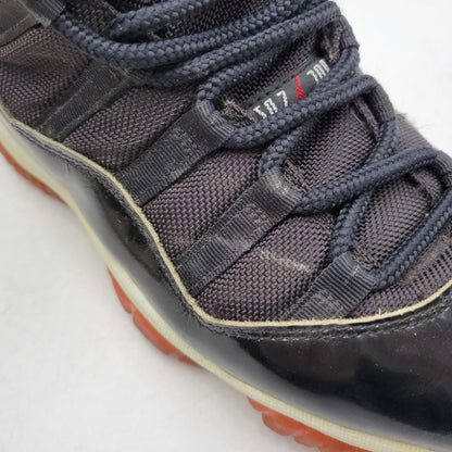 【中古品】【メンズ/レディース】 NIKE ナイキ 130245-062 観賞用 90S AIR JORDAN エア ジョーダン 11 OG PLAYOFFS プレイオフ (1995) スニーカー シューズ 靴 160-251215-ya-21-izu サイズ：26cm カラー：BLACK-TRUE/RED-WHITE 万代Net店